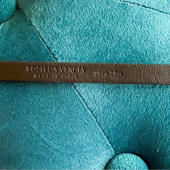 Bottega Veneta Black Leather Skinny Triangle Buckle Belt Size 90/38 Medium - Picture 8 of 8